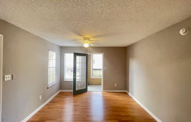 First Floor 1 Bedroom Condo In Orlando Area!