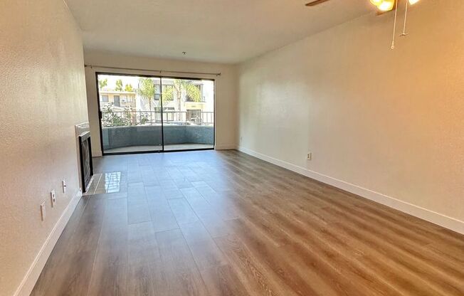 1BD/1BA // 550 Orange Avenue #105