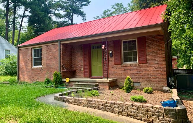 2 Bed | 1 Bath House near Downtown Raleigh with Fenced Yard