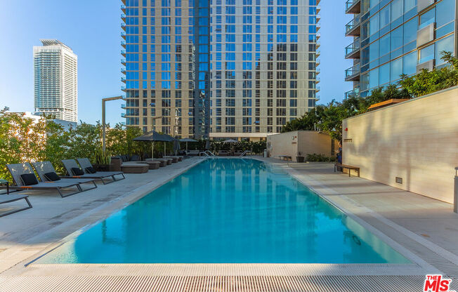 1 bed, 2 baths, 1,390 sqft, $4,000, Unit 1707