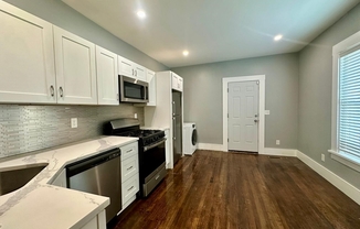 2 beds, 1 bath, 790 sqft, $2,200, Unit 1