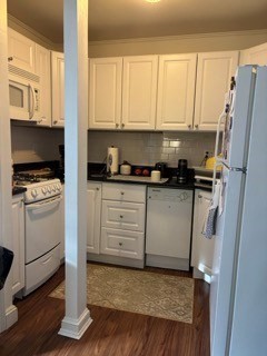 1 bed, 1 bath, 350 sqft, $2,715, Unit #24