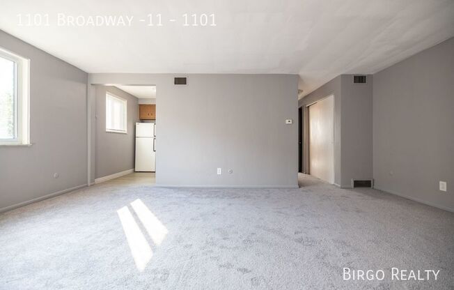 1 bed, 1 bath, 660 sqft, $800