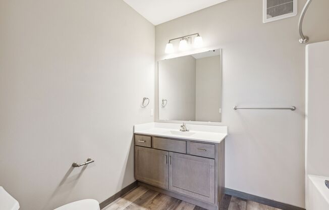 2 beds, 2 baths, 1,188 sqft, $2,100
