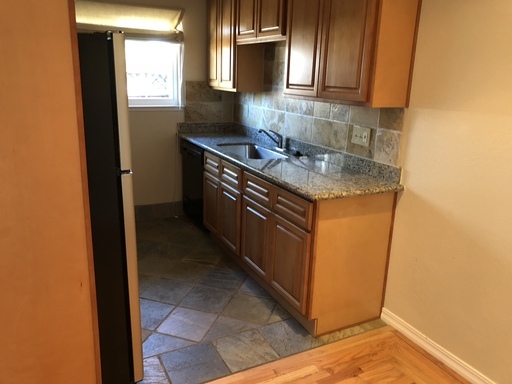 1 bed, 1 bath, 690 sqft, $2,675, Unit 42