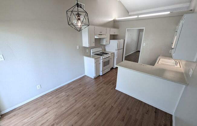 Amazing four-plex unit ready for immediate move in!