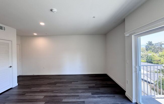 1 bed, 1 bath, 584 sqft, $2,880, Unit 315