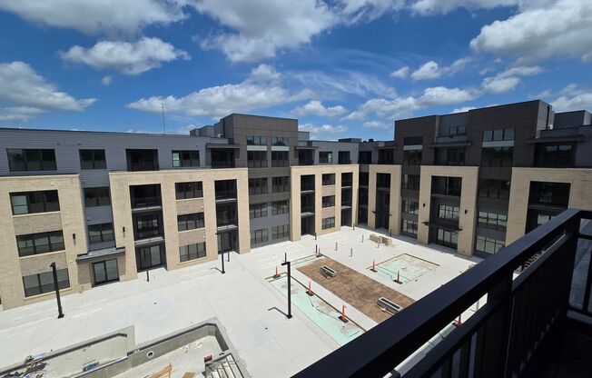 2 beds, 2 baths, 1,140 sqft, $2,110, Unit 8421-238
