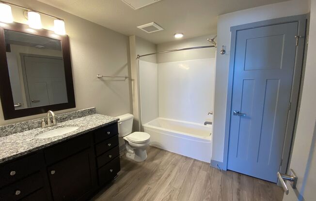 1 bed, 1 bath, 705 sqft, $1,015, Unit 102
