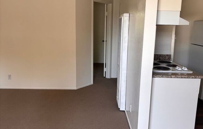 730 Lanai Apartments