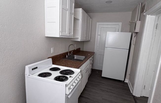 Renovated Davis Islands Apartments