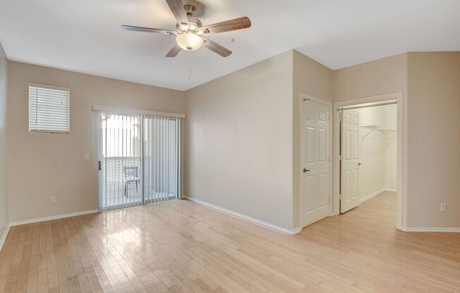 2 beds, 2 baths, $1,600