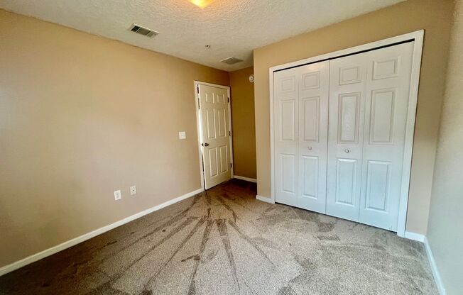 3 beds, 2 baths, $1,500, Unit # 709