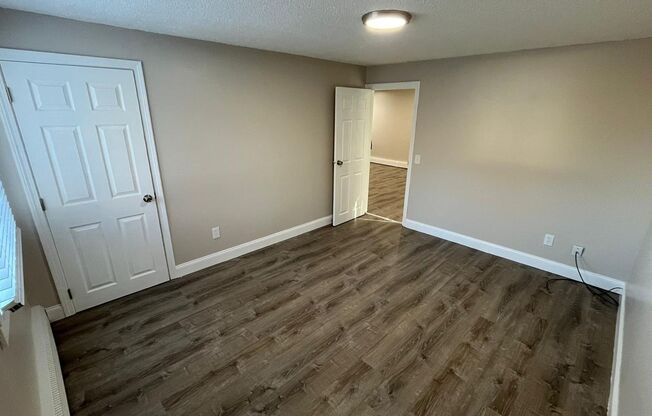 2 beds, 1 bath, $1,995, Unit 10B