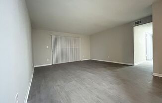 3 beds, 1 bath, $1,495, Unit Unit 3