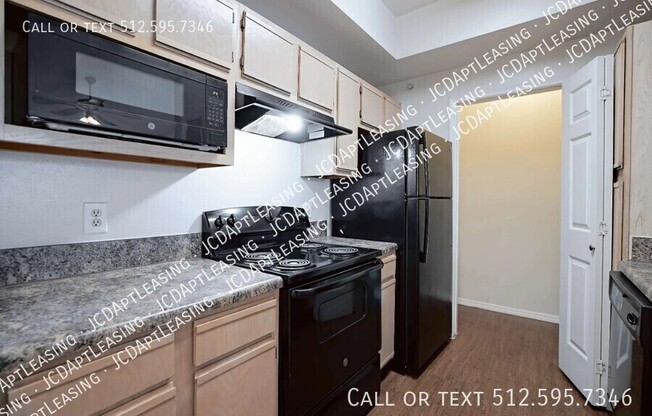 3401 W PARMER LN