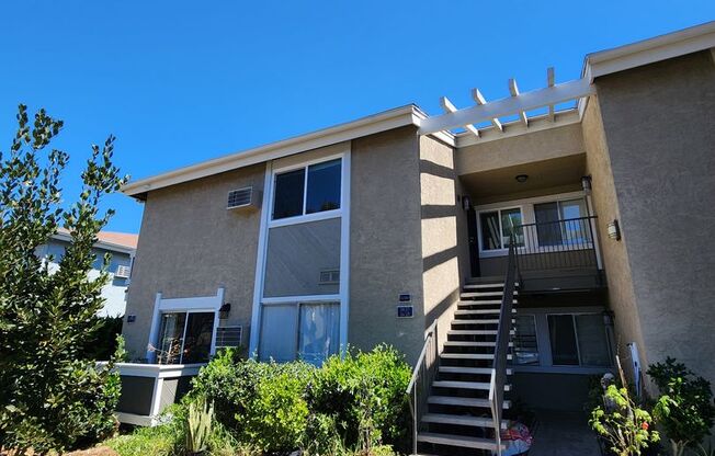 3 Bedroom 2 Bath Upper Unit in Mira Mesa
