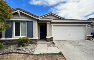 North Merced: $2250 4 bed 2 bath with a Concrete patio and garage *