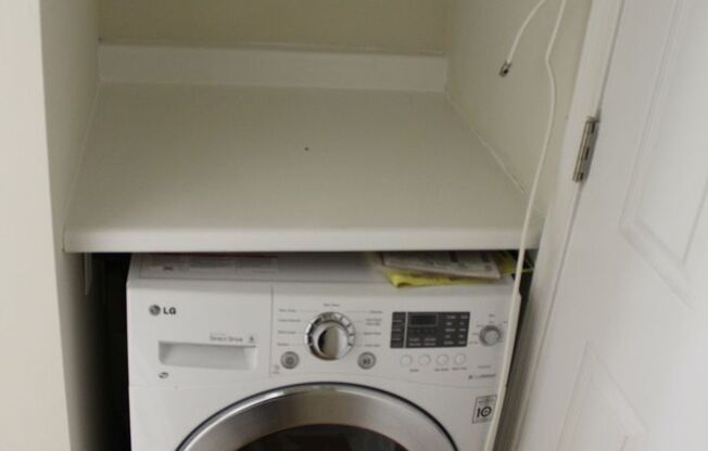 Studio, 1 bath, 389 sqft, $1,775, Unit 1845-403