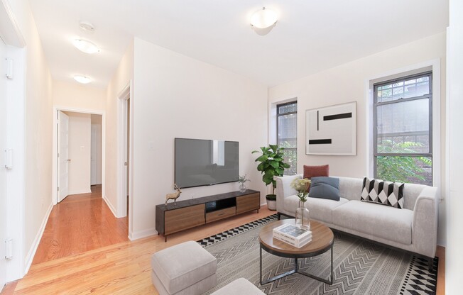 2 beds, 1 bath, $4,995, Unit 52