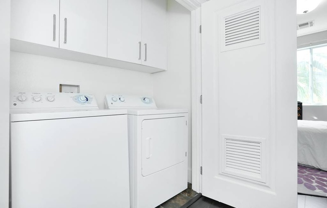 2 beds, 2.5 baths, $2,150, Unit #1130