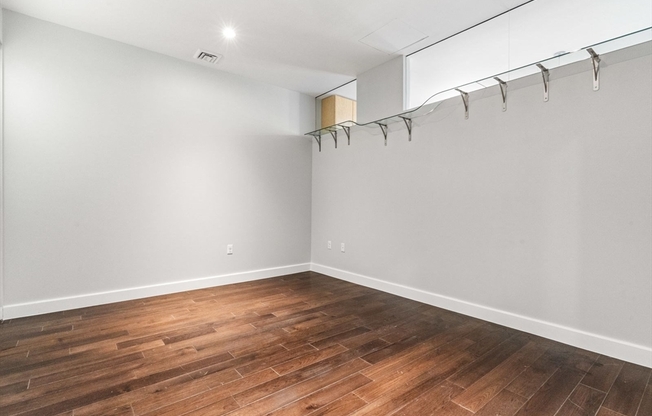 1 bed, 1 bath, 847 sqft, $3,800, Unit 309
