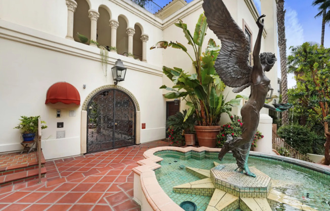 ISO - Isola Bella Townhomes