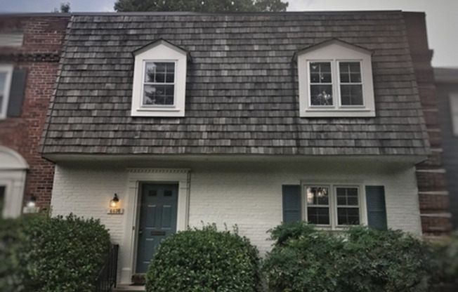 Charming 3Bd/2bth TH  in sought after Kenwood Forest!