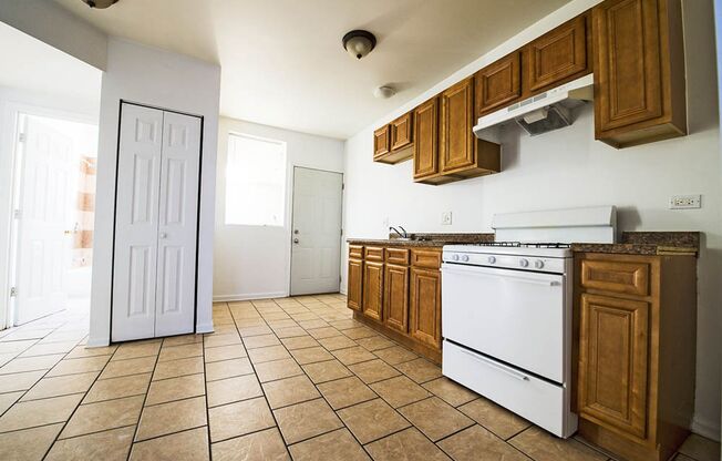 7120 S East End