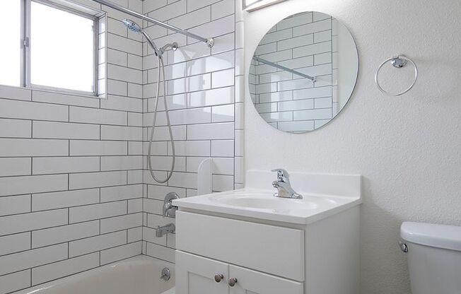 1 bed, 1 bath, $1,725, Unit 608-19