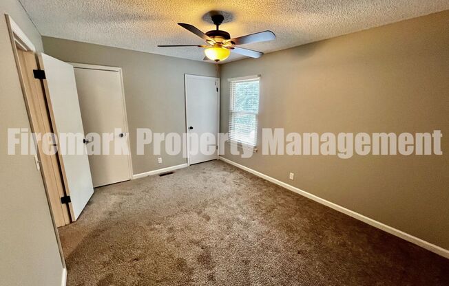 2 beds, 1.5 baths, $1,399, Unit 623 Belgium Drive