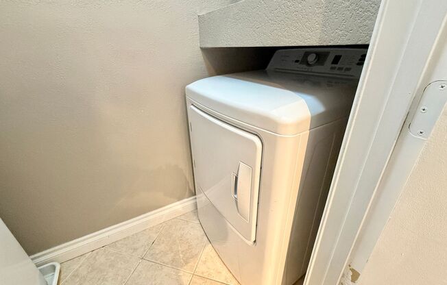 1 bed, 1 bath, $1,250, Unit # 2011