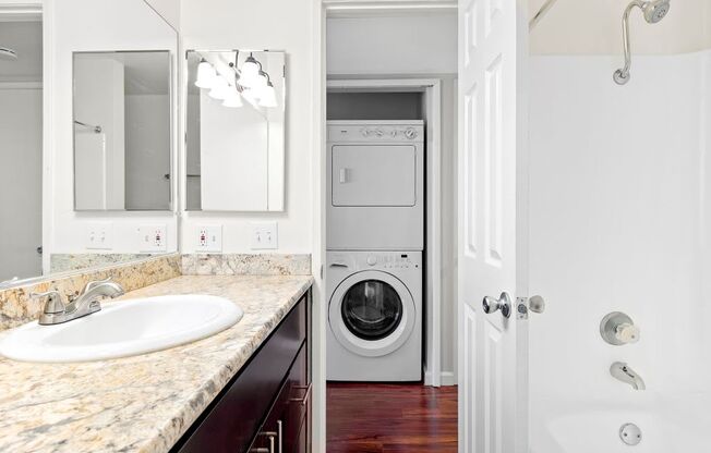 Westlake Village Apartments with Washer and Dryer