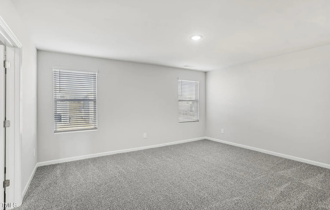 one year old 5b3b 2937sqft SFH for rent