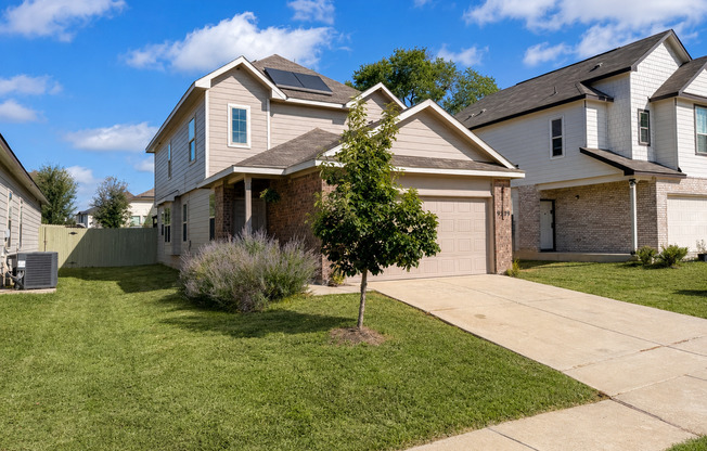 Spacious 4-bedroom, 2.5-bath home with 2,093 square feet and plenty of room to spread out!   Conveniently located near Lackland AFB, Kelly Field, Port San Antonio, Toyota Manufacturing, Palo Alto College, Texas A&M-San Antonio, Pearsall Park, I-35, Loop 4