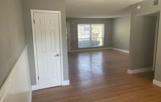 2 beds, 2.5 baths, $2,500, Unit Building 5