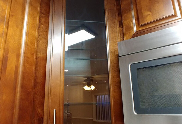 2 beds, 2 baths, 910 sqft, $2,895, Unit 406