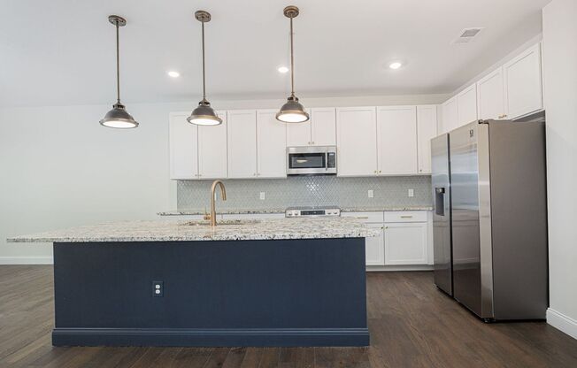 2 beds, 2 baths, 1,193 sqft, $2,200, Unit 301