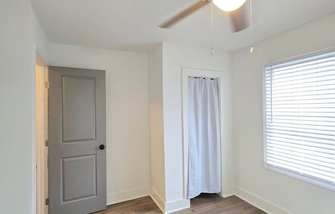 2 beds, 1 bath, $1,795