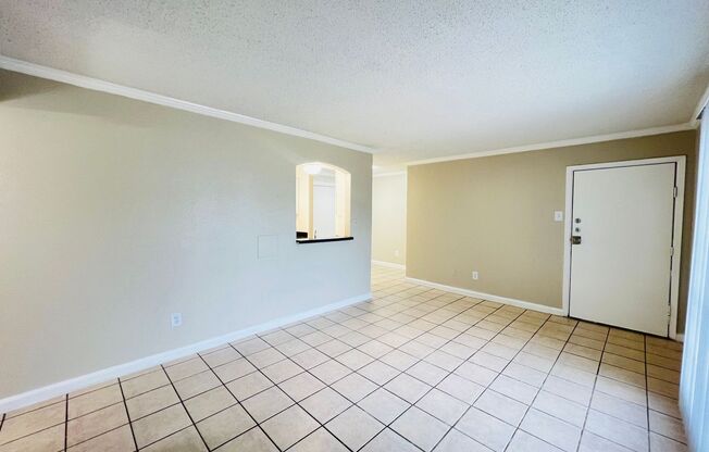 1 bed, 1 bath, 666 sqft, $1,175, Unit 2-113