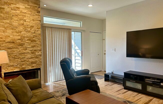 Modern and Convenient Condo Near Almaden Lake