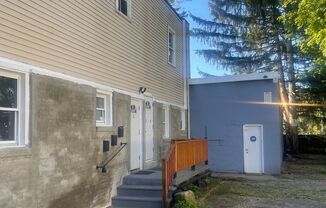 2 beds, 1 bath, $850, Unit Unit 1