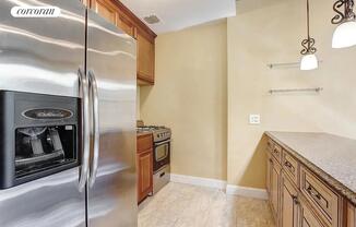 1 bed, 1 bath, $2,850, Unit E