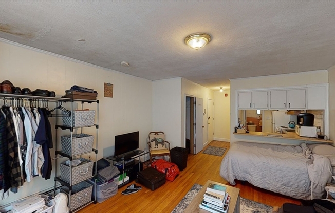 513 Beacon St.