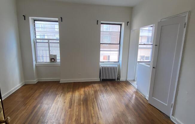 1 bed, 1 bath, $2,900, Unit 5-B