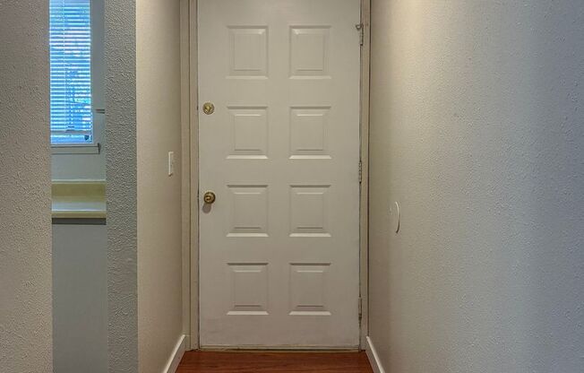 3 Bedroom 1 Bathroom Ranch Style Home Available Now !
