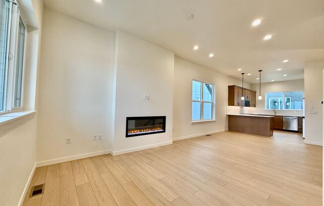 Brand New Construction – 2 Bed / 2.5 Bath with Mountain Views