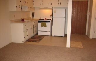 2 beds, 1 bath, 900 sqft, $1,412, Unit 101