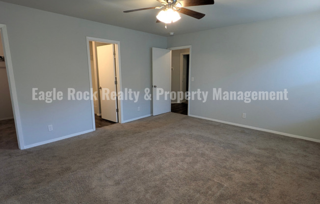 3 beds, 2 baths, $1,700