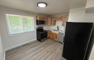 Remodeled University Two bedroom Apartment, Salt Lake City, 1,000 sq ft;